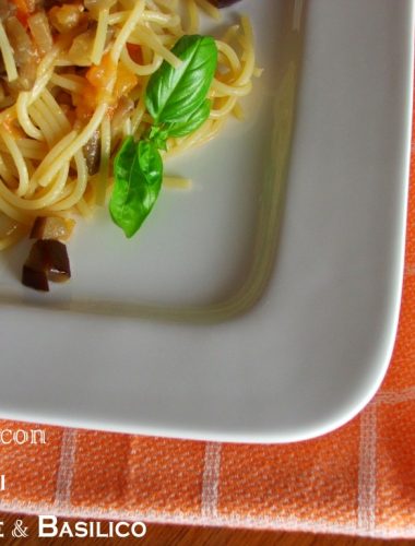 La Norma a Modo Mio ovvero Spaghetti con Melanzane Pomodorini e Basilico