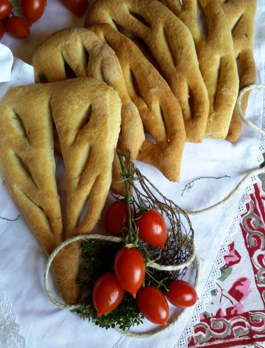 Fougasse francese con senape e timo