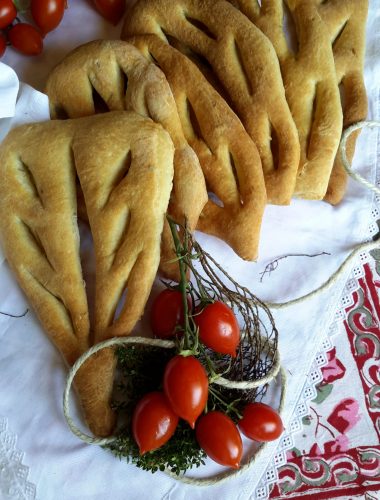 Fougasse francese con senape e timo